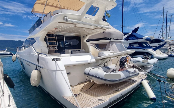 /barcos/ferretti-530/