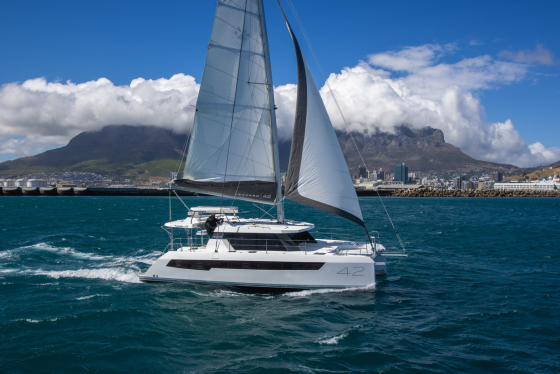 /barcos/leopard-42/